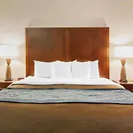 Comfort Inn & Suites-Portland Airport
