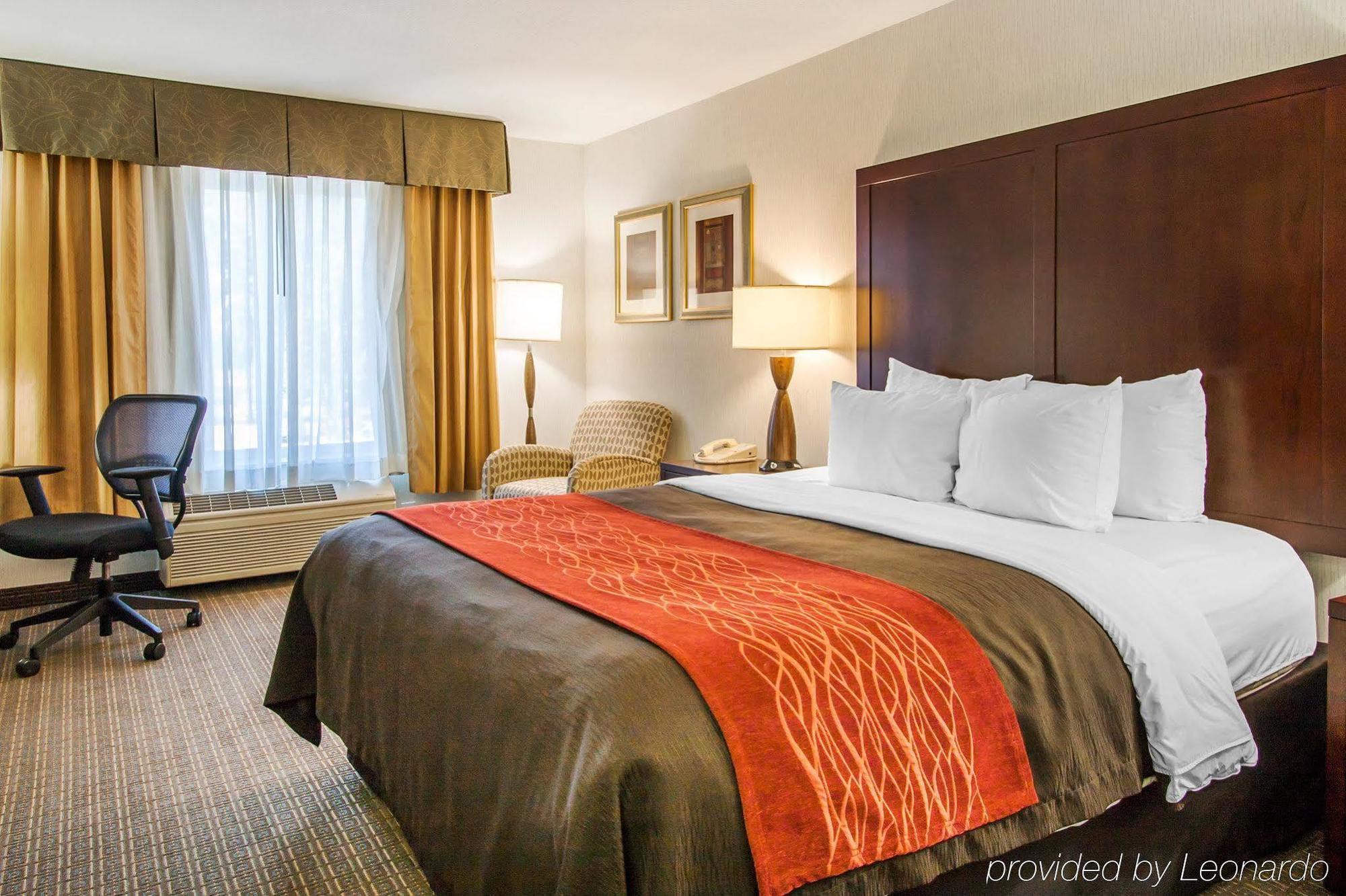Comfort & Suites-portland Airport Hotel Portland