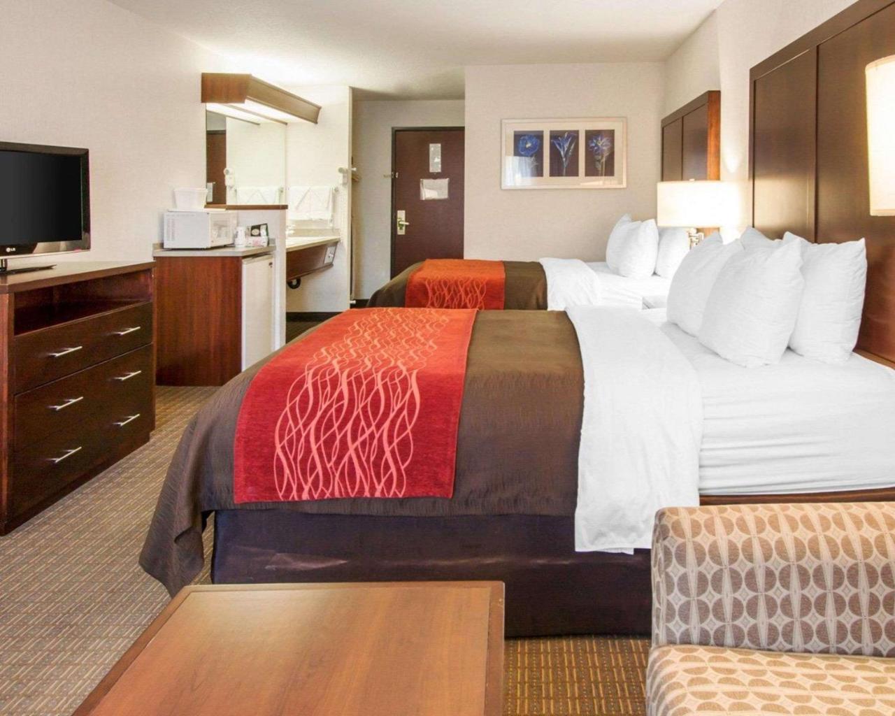Comfort & Suites-portland Airport 3* Portland