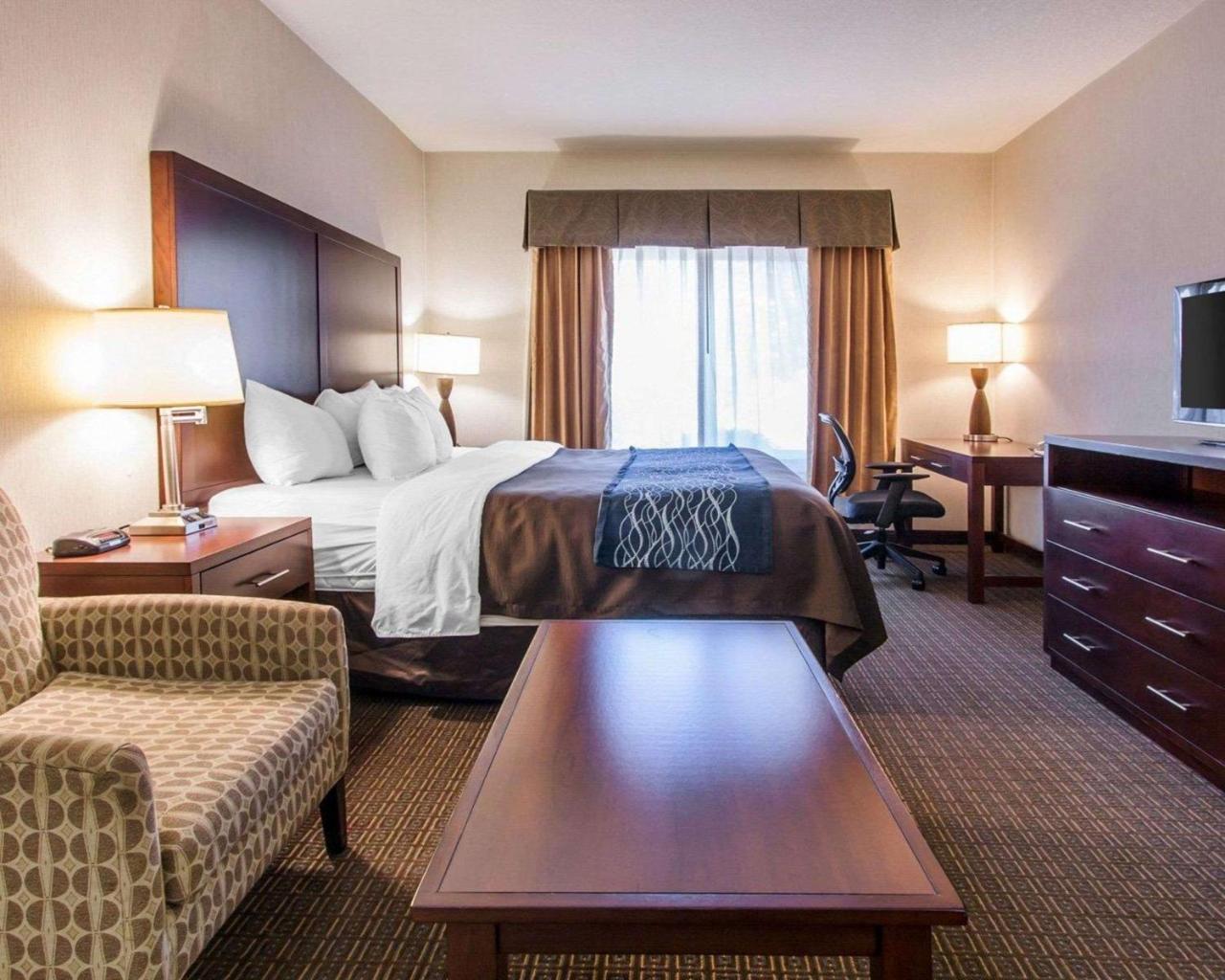 Comfort & Suites-portland Airport Hotel Portland